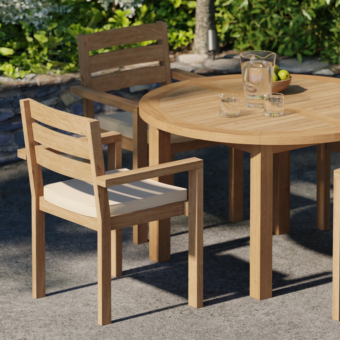 Teak Set 120cm Maximus Round Fixed Table with 4 Marlow Stacking Chairs